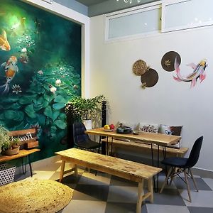 Flower Hostel