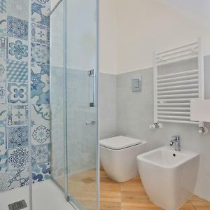 Private Bathroom King Room