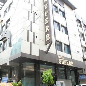 Hotel Superb 5 Mins Walk From New Delhi Station