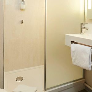 Chambre Standarde Lit Queen-Size