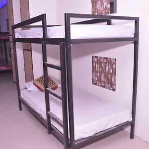 Dormitory Room Mixed