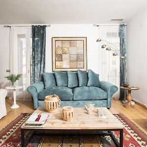 Appartement à 3 Chambres à Coucher