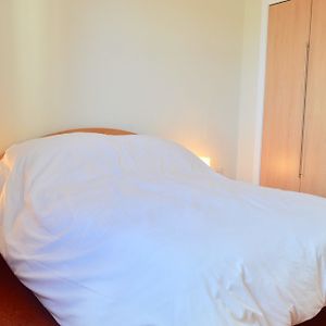 Appartement à 3 Chambres à Coucher