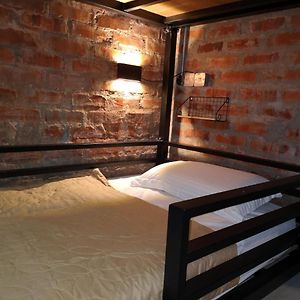 Dormitory Room Mixed