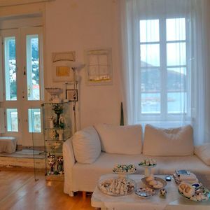 Appartement Confort à 2 Chambres à Coucher