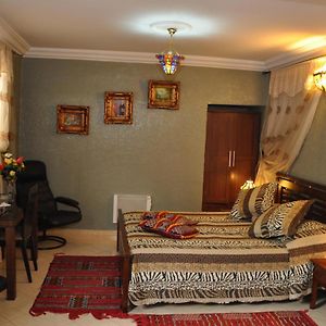 Chambre Lit King-Size Oasis
