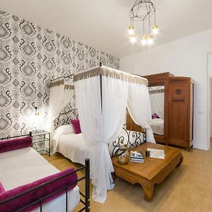 Appartement de Luxe à 2 Chambres à Coucher