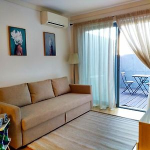 Nice Duplex Apartment With Free Pool And Garage