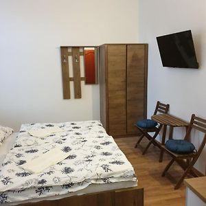 Chambre Standarde Lit Queen-Size