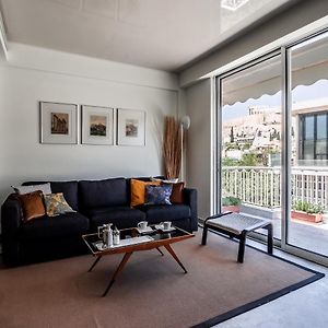 Peripatos Apartment