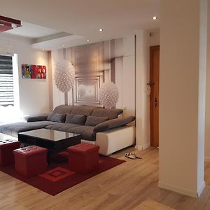 Appartement à 2 Chambres à Coucher