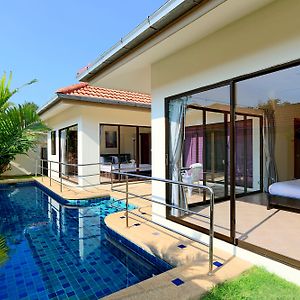 Villa à 2 Chambres à Coucher