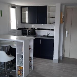 Appartement à 2 Chambres à Coucher