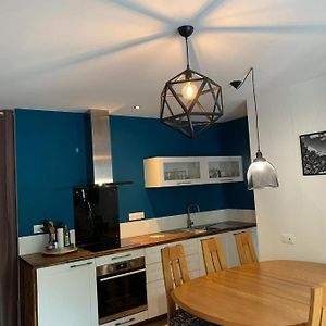 Appartement à 2 Chambres à Coucher