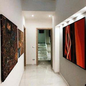 Appartement à 3 Chambres à Coucher