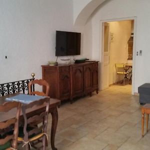 Appartement à 3 Chambres à Coucher