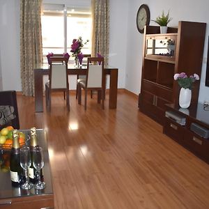 Appartement à 3 Chambres à Coucher