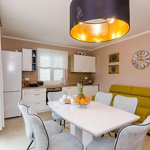 Apartman Jelena