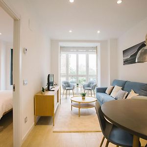 Appartement à 2 Chambres à Coucher