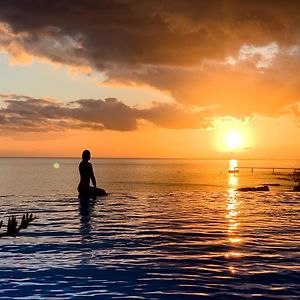 Formosa Infinity Pool Apartment