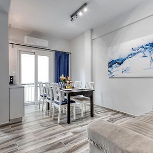 Brand New Apartment In The Heart Of The City