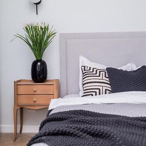 Appartement à 3 Chambres à Coucher