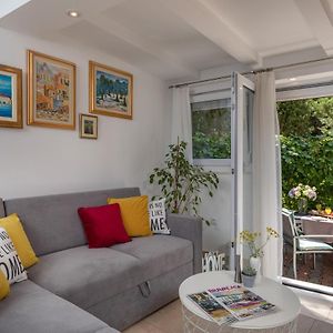Anamarija Apartman