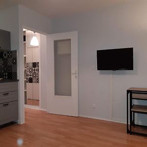 Charmant Studio