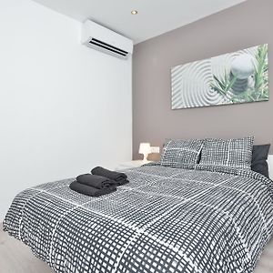 Appartement à 2 Chambres à Coucher