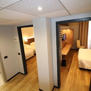 Chambre Familiale