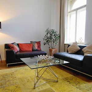 Pawlansky Apartments