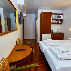 Chambre Triple de Base