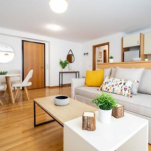“Greek Aura” Luxury Lodging In Koukaki