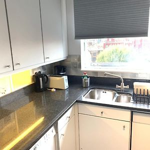 Appartement à 3 Chambres à Coucher