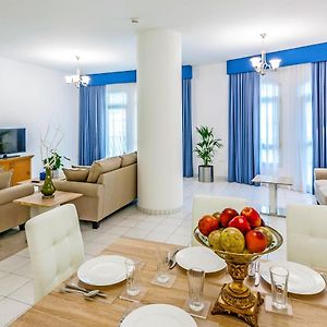 Appartement à 3 Chambres à Coucher