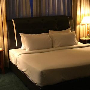 Suite à 2 Chambres à Coucher