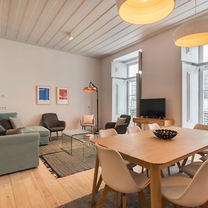 Appartement à 3 Chambres à Coucher
