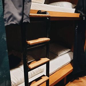 Dormitory Room Mixed