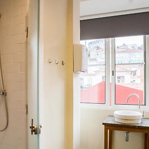 Dormitory Room Mixed