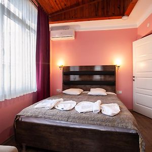 Appartement à 3 Chambres à Coucher