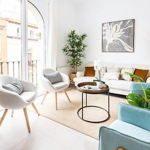 Appartement à 4 Chambres à Coucher