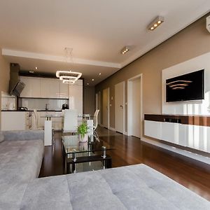 Appartement Supérieur à 3 Chambres à Coucher