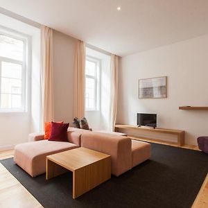 Appartement à 3 Chambres à Coucher