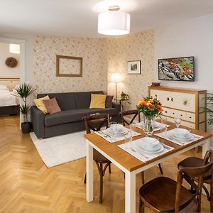 Seno6 Apartments