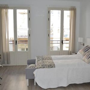 Modern Studio Flat Close To Plaza Merced