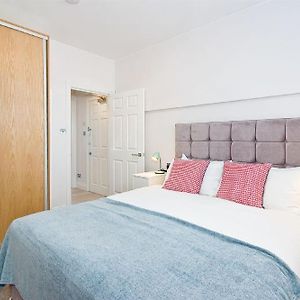 F1 Greek Street By City Living London