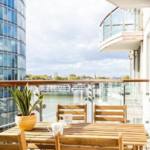Riverside Balcony Apartments, 10 Minutes From Oxford Circus