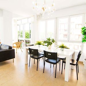 Appartement à 3 Chambres à Coucher