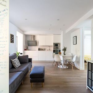 Appartement à 2 Chambres à Coucher