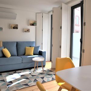 New! Colorful And Central
